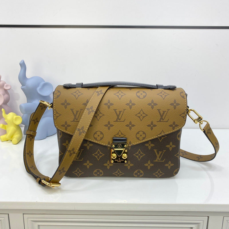 I W Fashion Lu-Vi bags - 17170