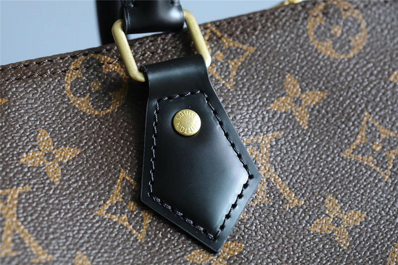 I W Fashion Lu-Vi bags - 8159