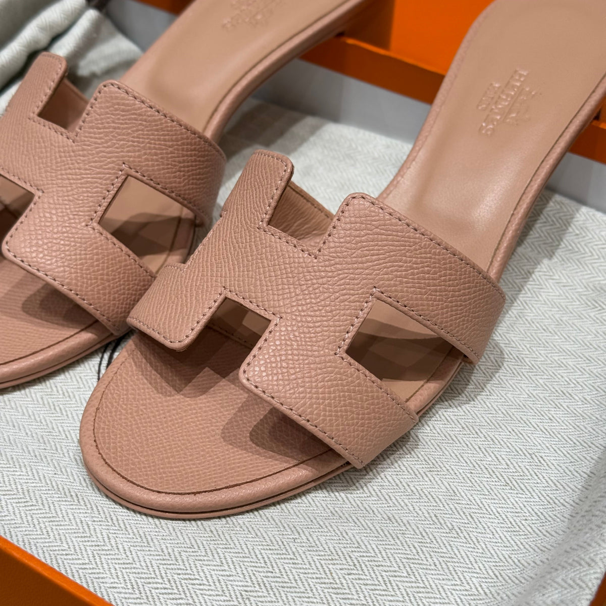 HERM OASIS SANDALS