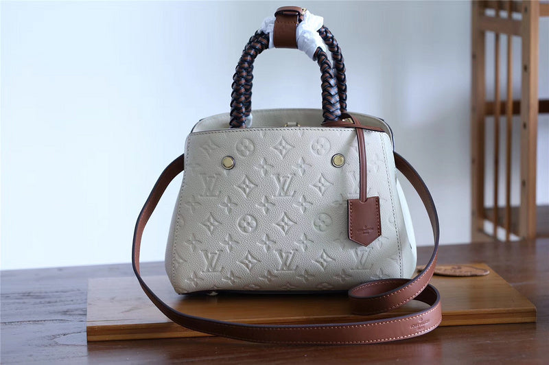 I W Fashion Lu-Vi bags - 8020