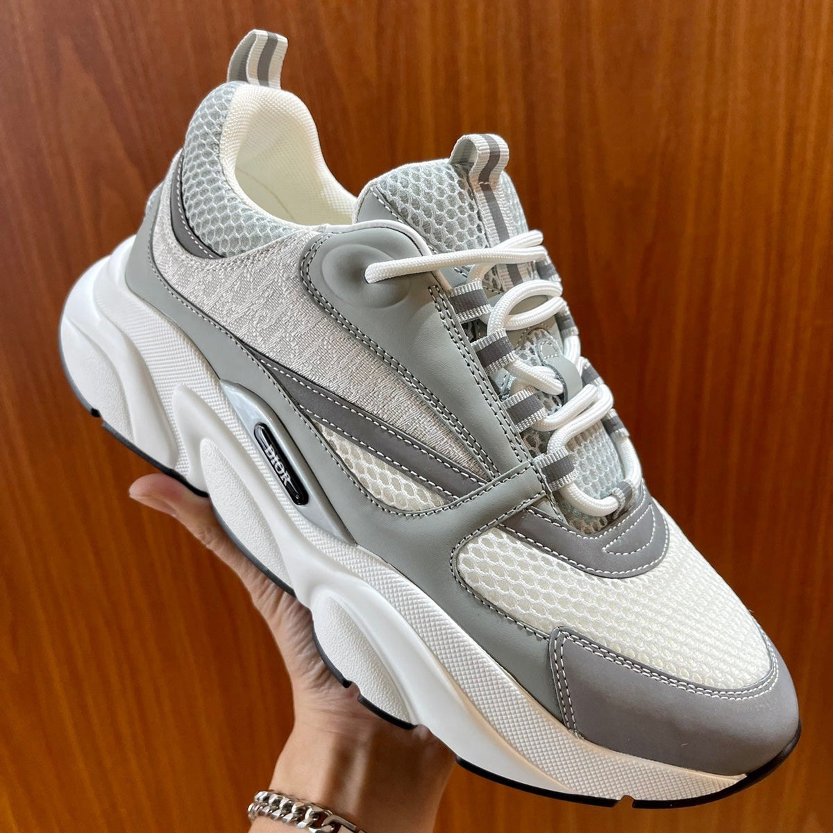 CD B22 SNEAKERS