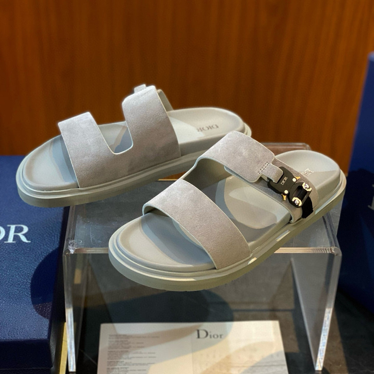 CD AQUA SANDALS