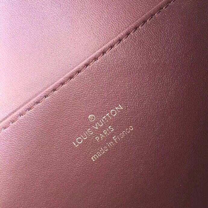 I W Fashion Lu-Vi bags - 17889