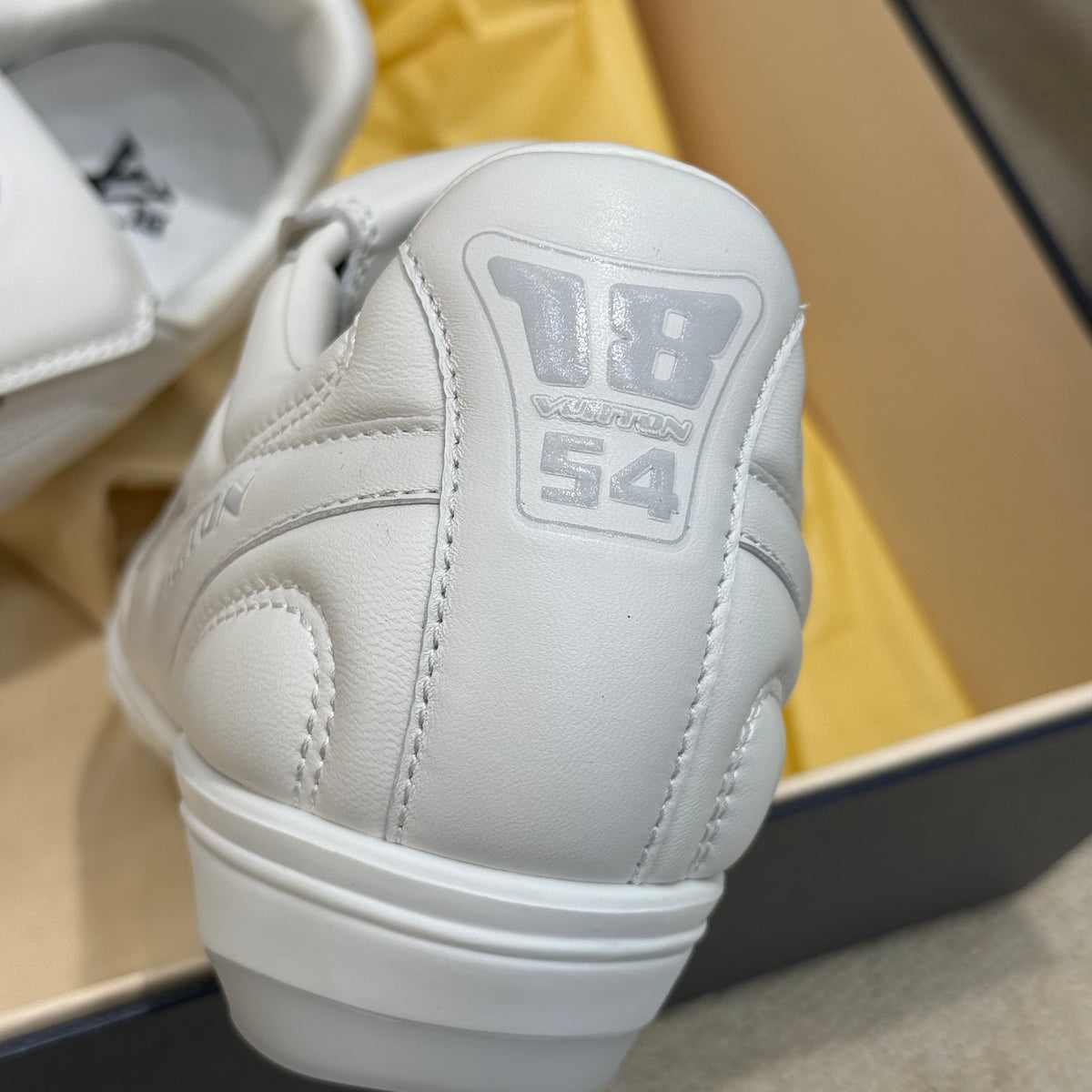 LOU FOOTPRINT SNEAKER