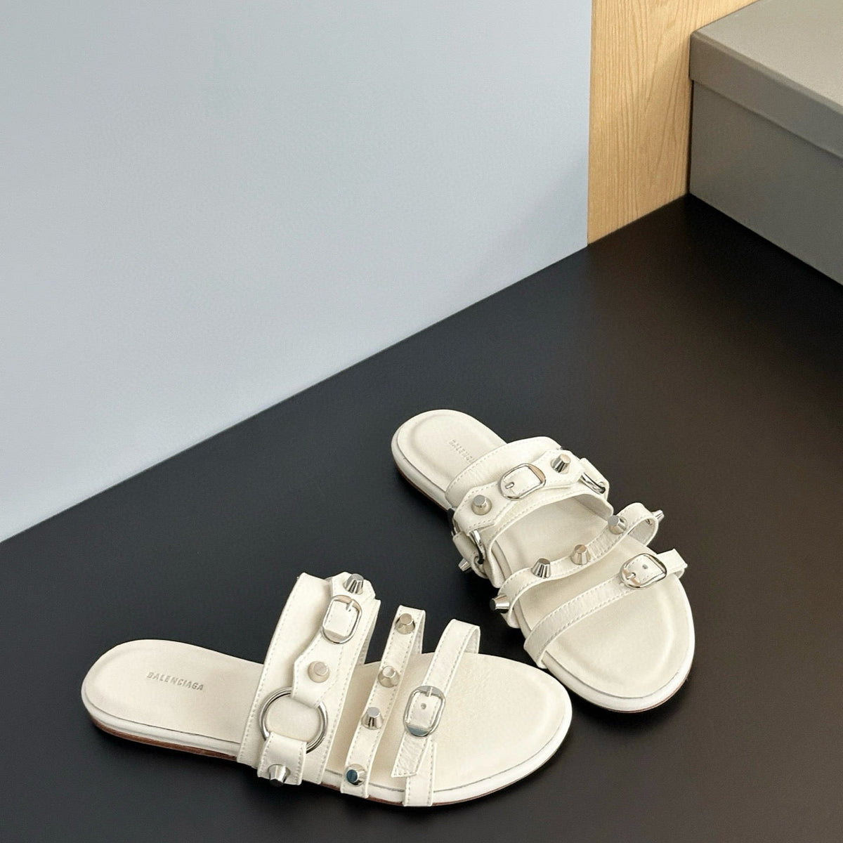 BAL SANDALS