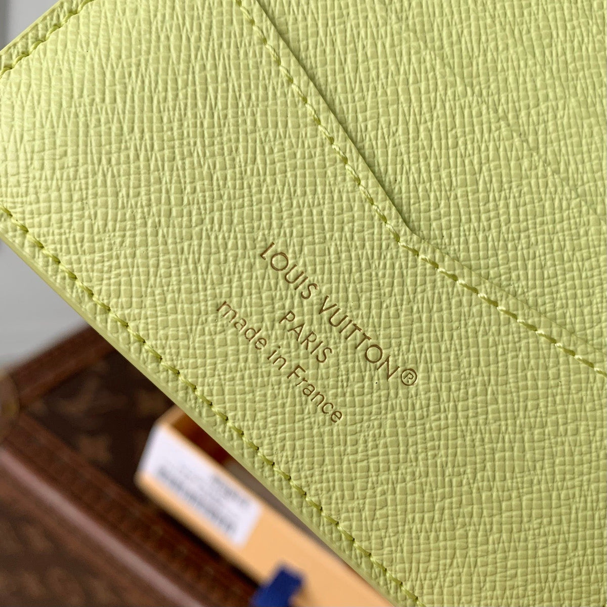 LOU SLENDER WALLET
