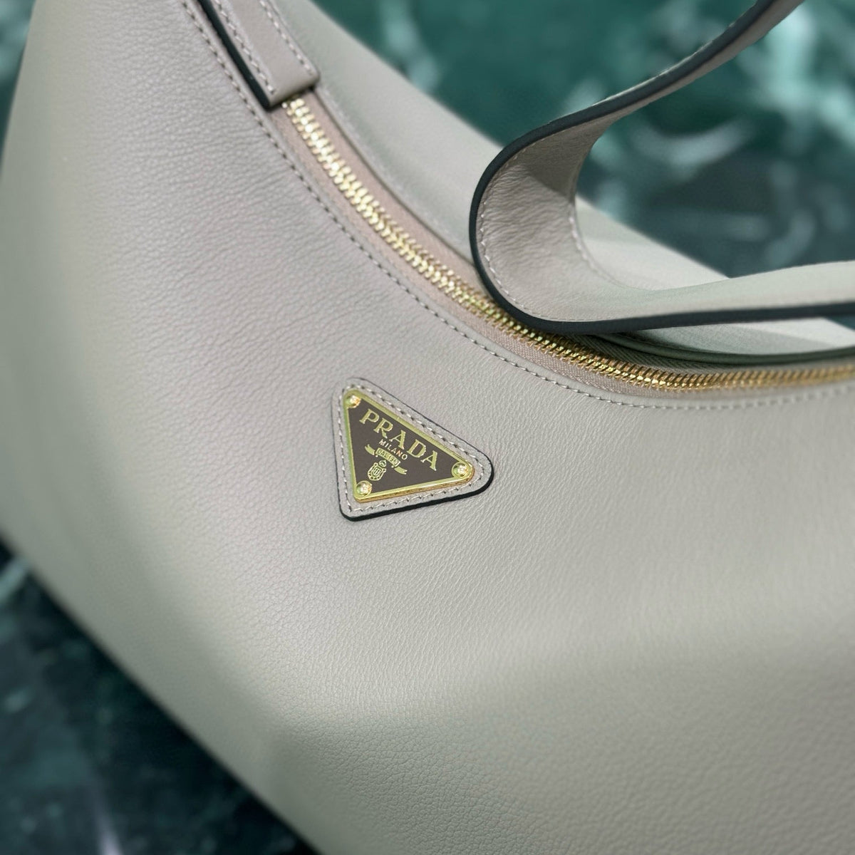 PD AIMEE LARGE SHOULDER BAG