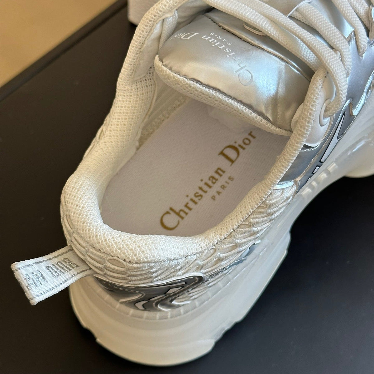 CD VIBE SNEAKERS