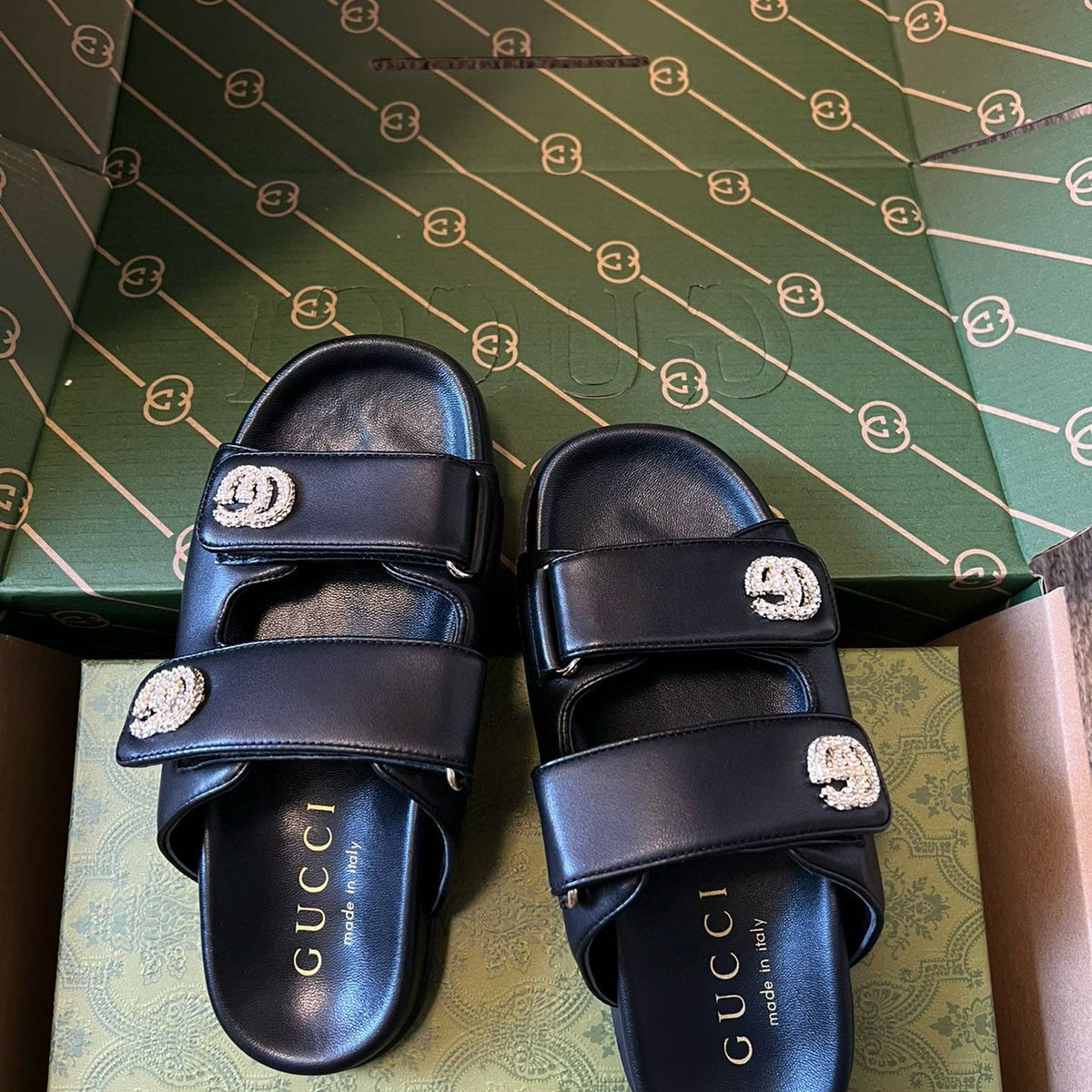 GG SANDALS