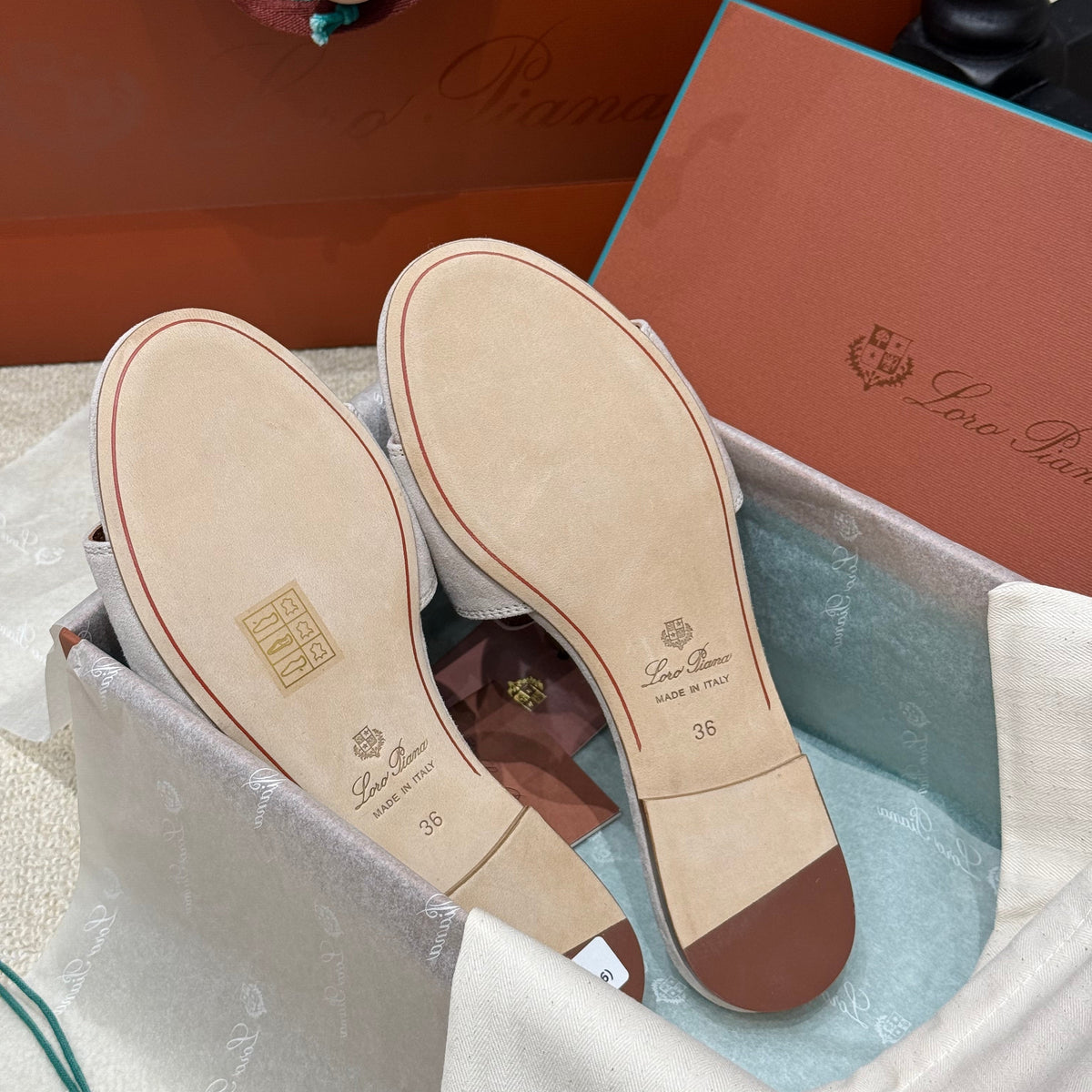 LORO P SUMMER CHARM SLIPPER