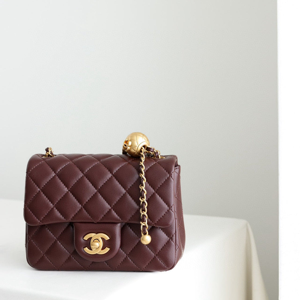 CC CLASSIC FLAP MINI BAG