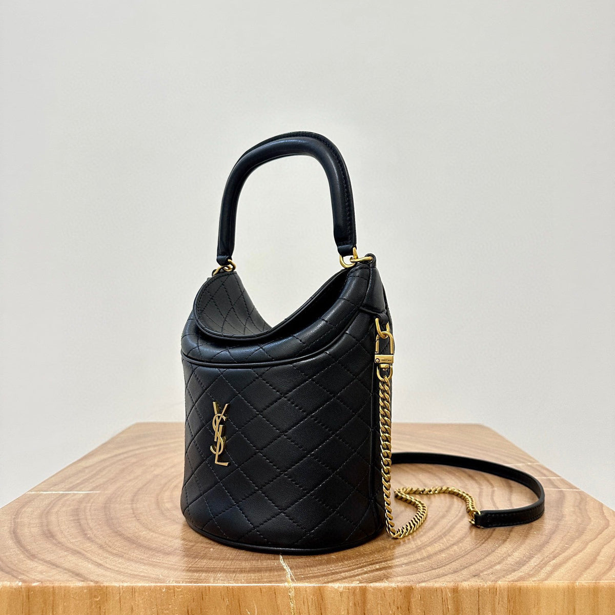 SL GABY BUCKET BAG