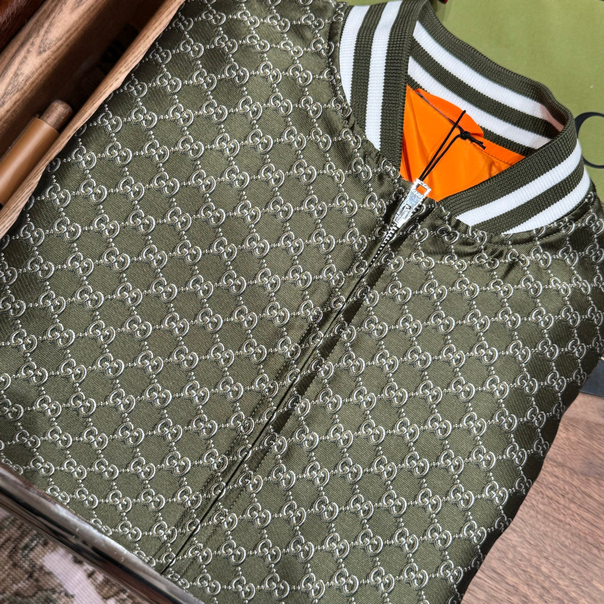 GG BOMBER JACKET