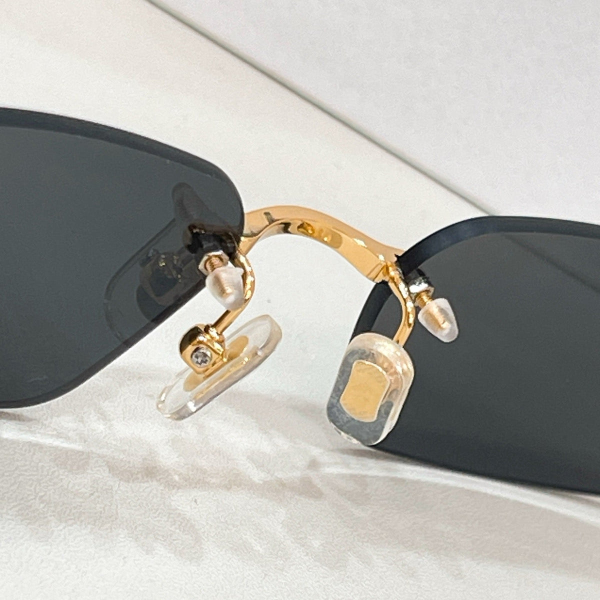 GENTLE M SUNGLASSES
