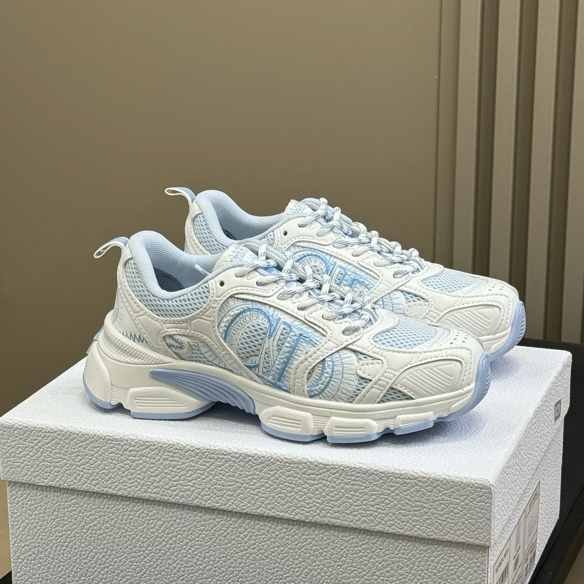 CD CHRONO SNEAKER