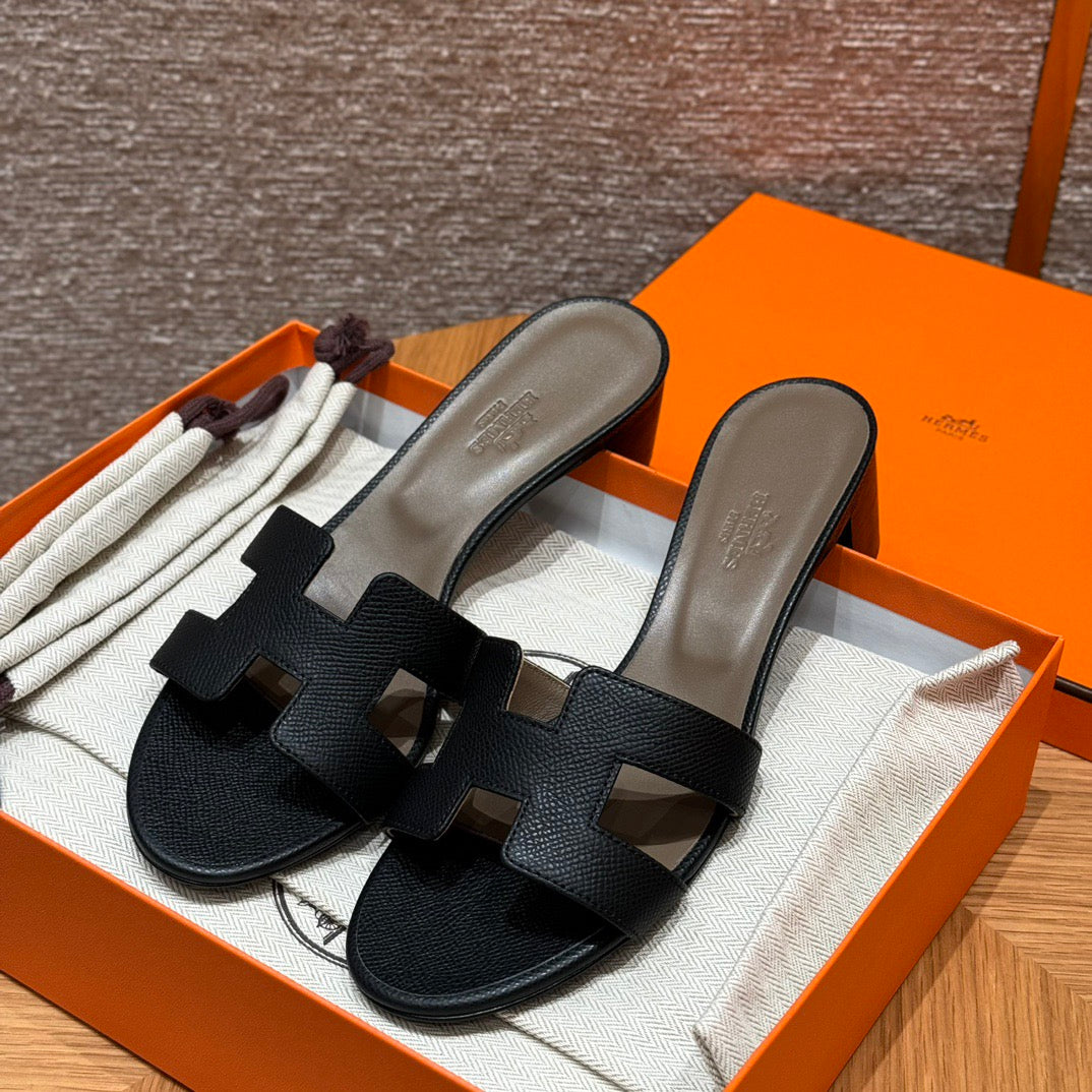 HERM OASIS SANDALS
