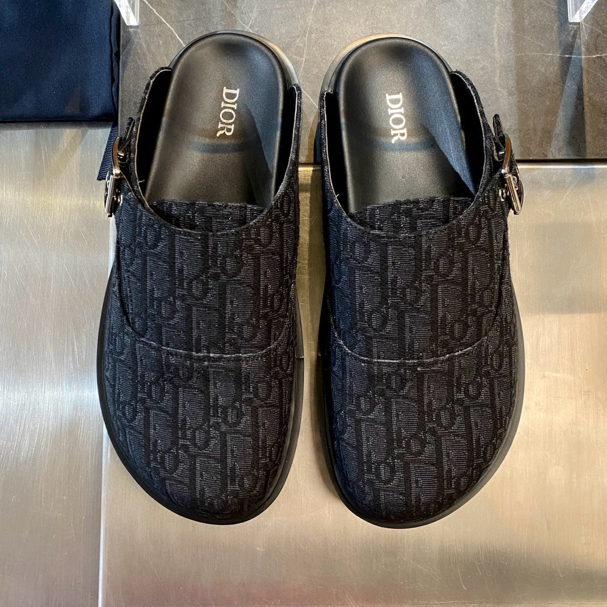 CD AQUA MULES