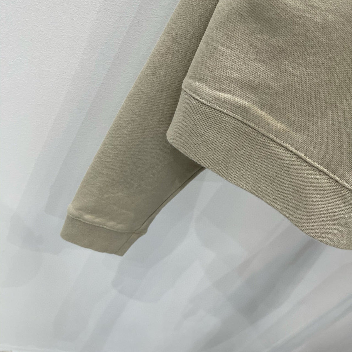 MIU M SWEATSHIRT