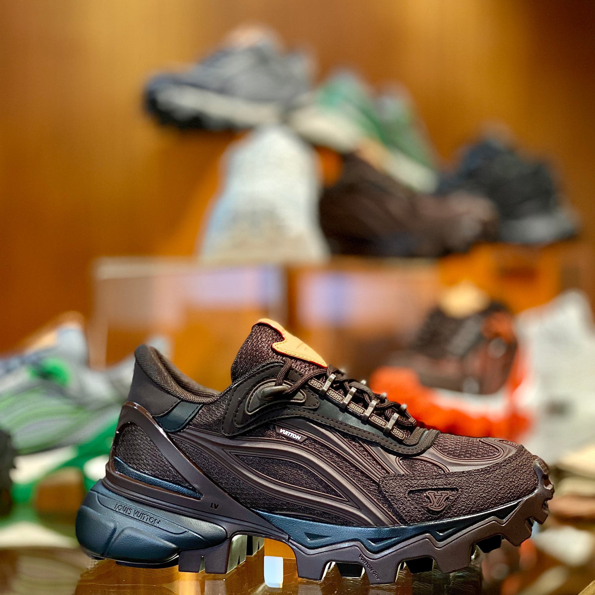 LOU SUMMIT SNEAKERS