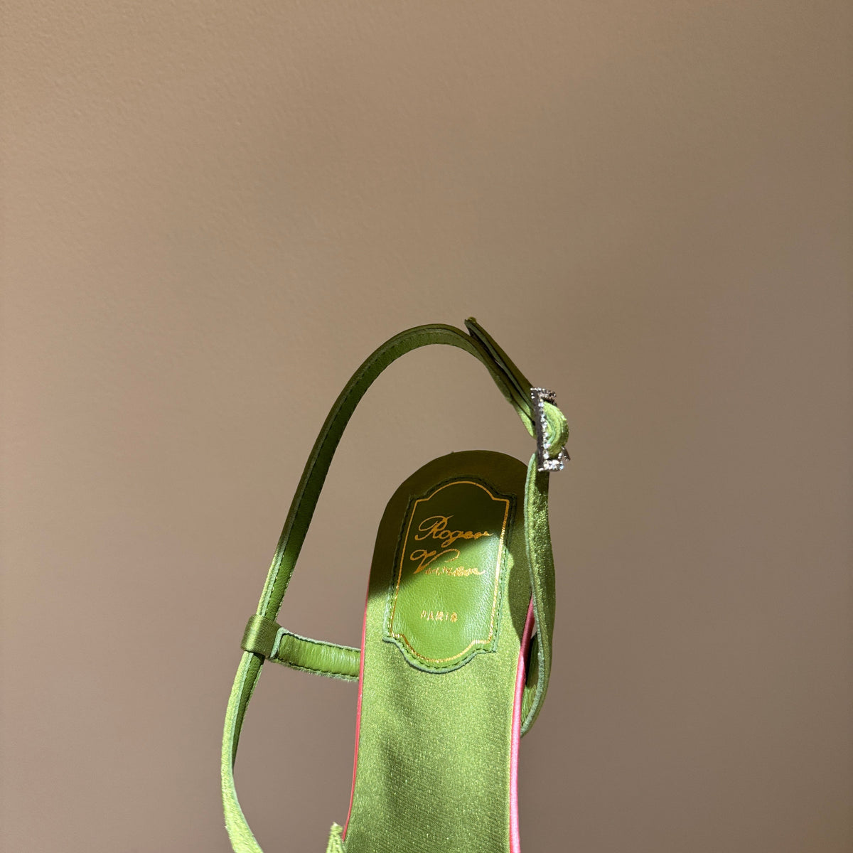 ROGER V HEELS