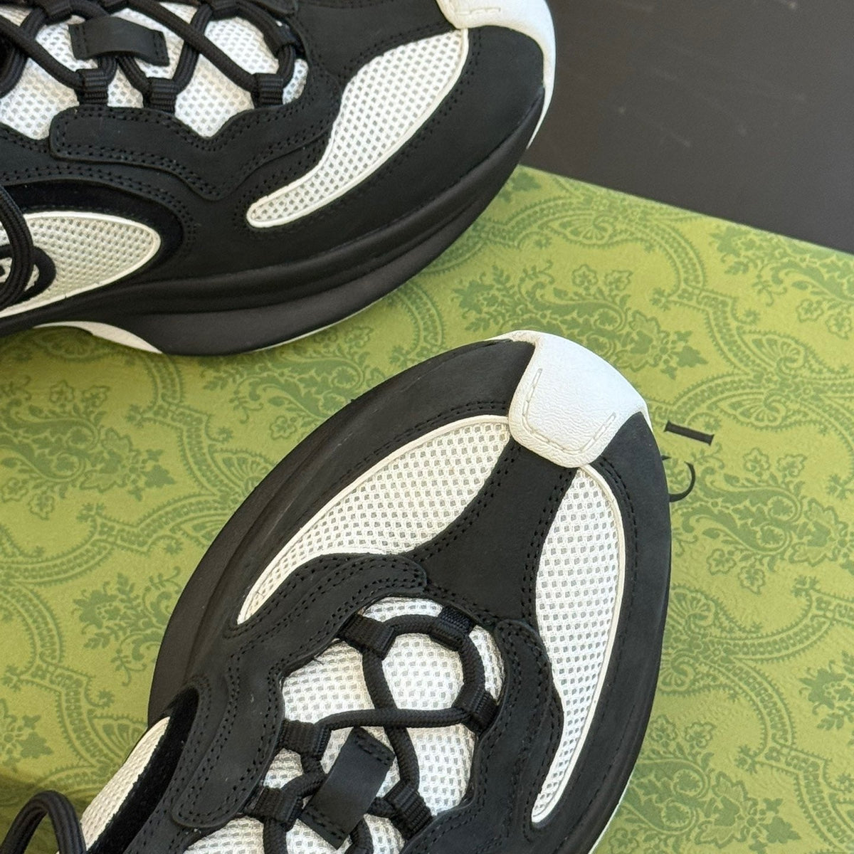 GG RUN TRAINERS