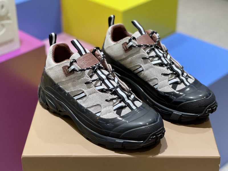 Burberry Luxury Shoes
