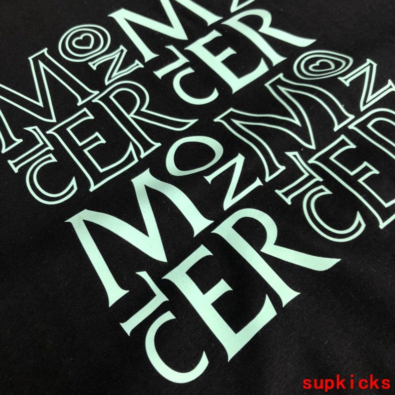 Moncler Luxury Cloth