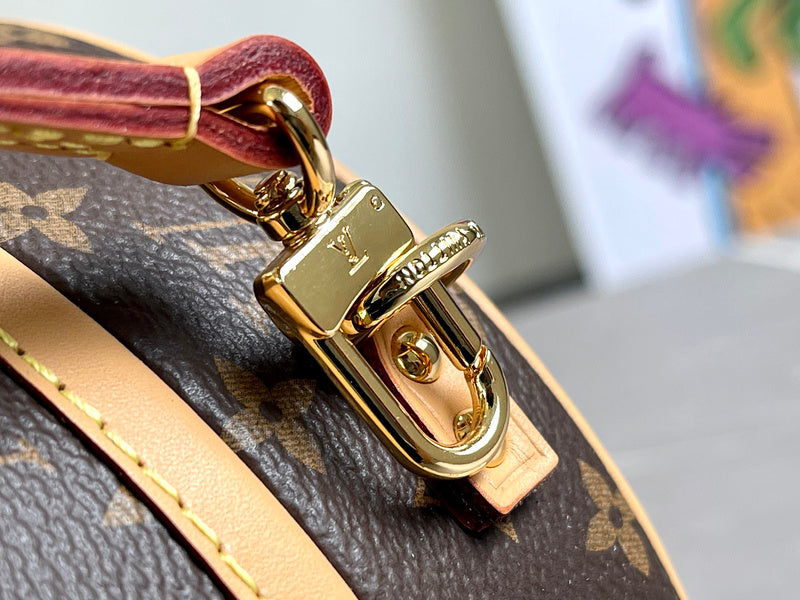 I W Fashion Lu-Vi bags - 17218