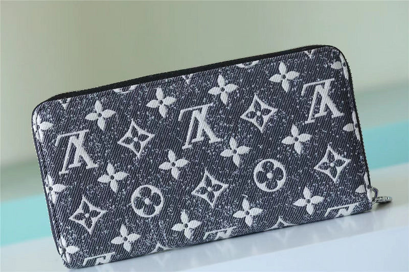 I W Fashion Lu-Vi bags - 8803
