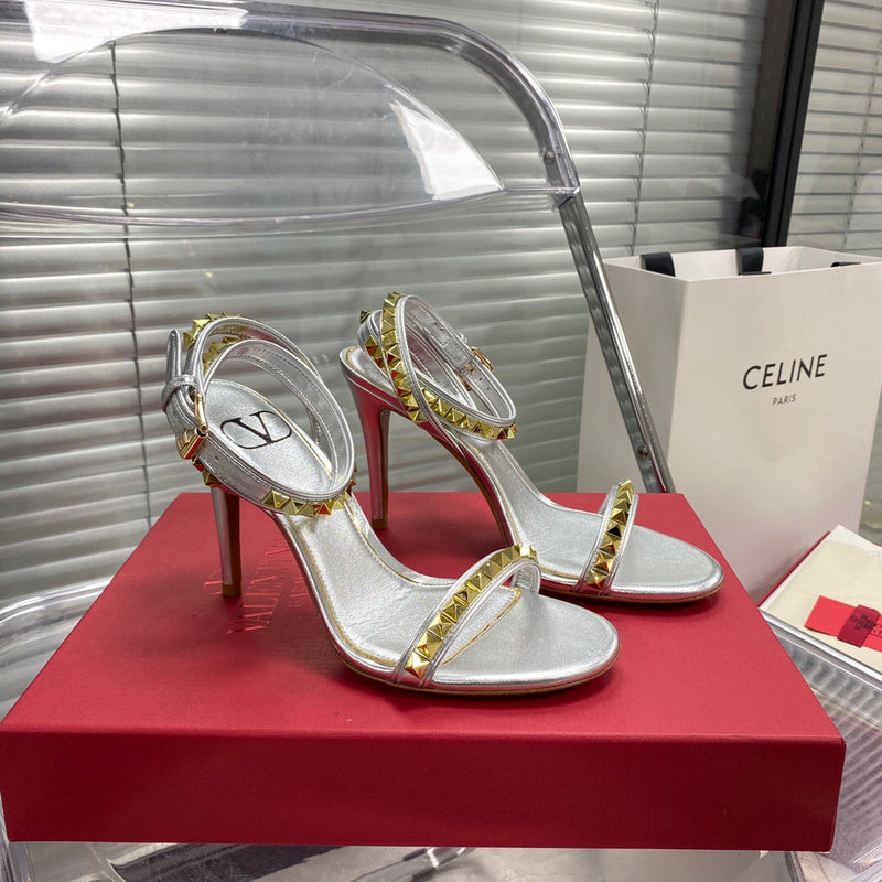 Valentino GARAVANI Luxury Shoes
