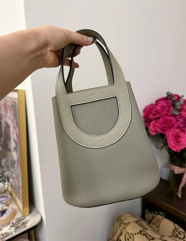 PHA - HMS Bags - 610