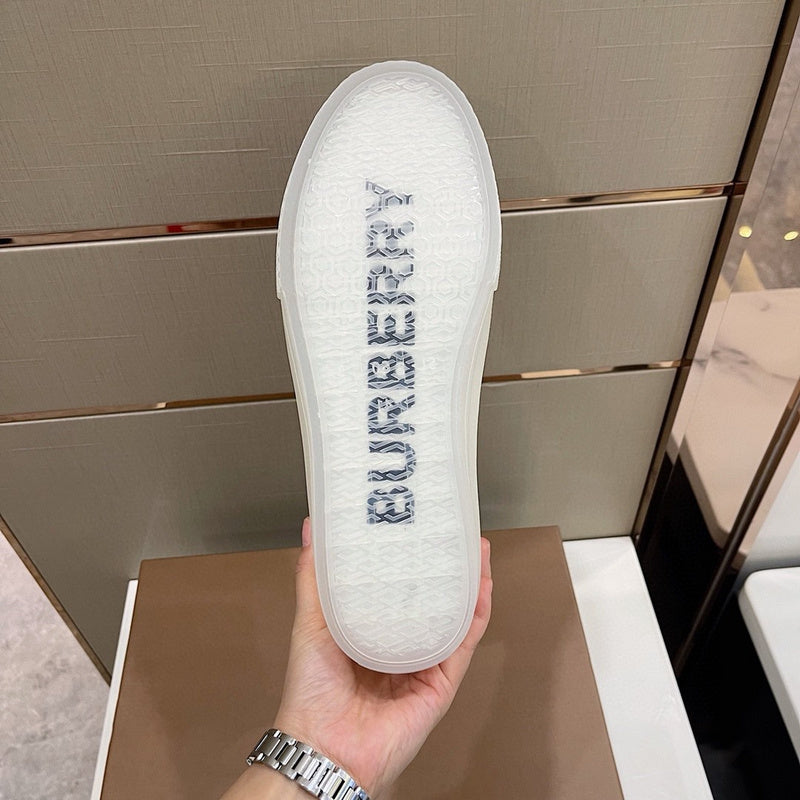 Burberry Luxury Shoes