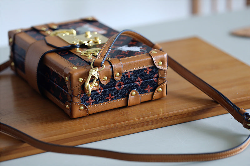 I W Fashion Lu-Vi bags - 8219