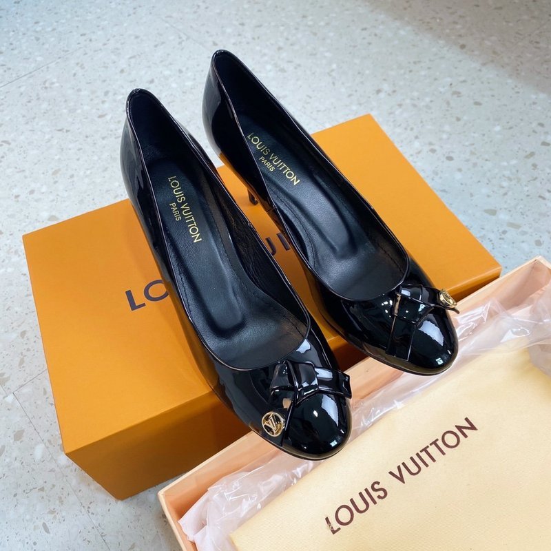 Louis Vuittion Luxury Shoes