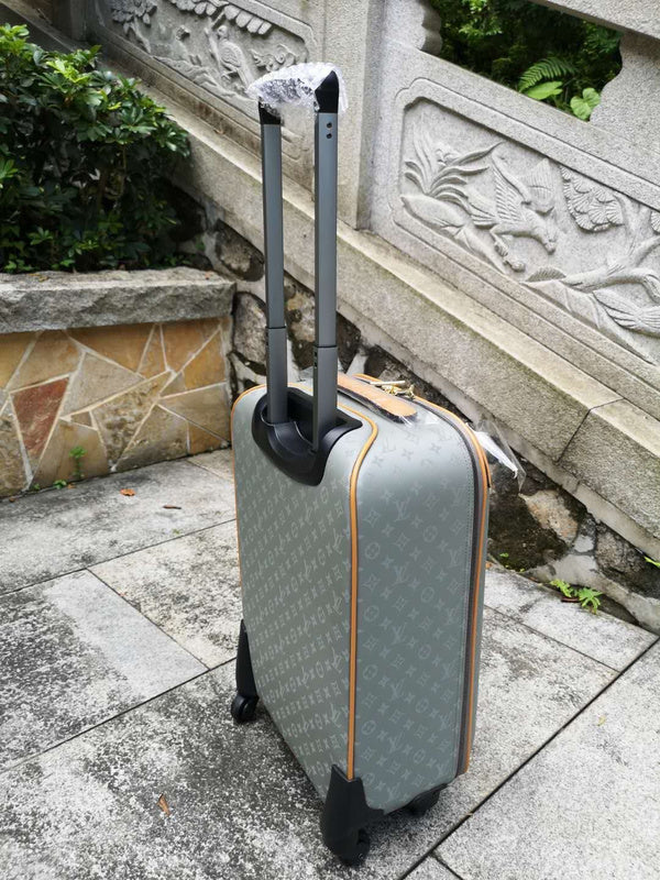 I W Fashion Lu-Vi bags - 11381
