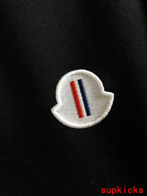 Moncler Luxury Cloth