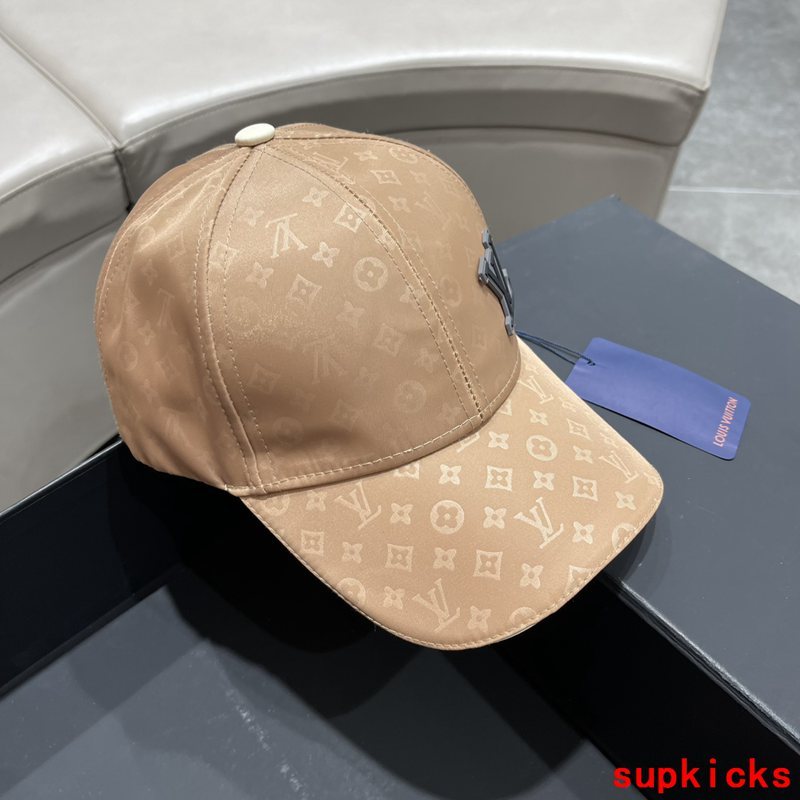 Louis Vuitton Luxury Cap