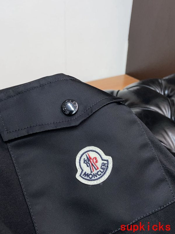 Moncler Luxury Cloth