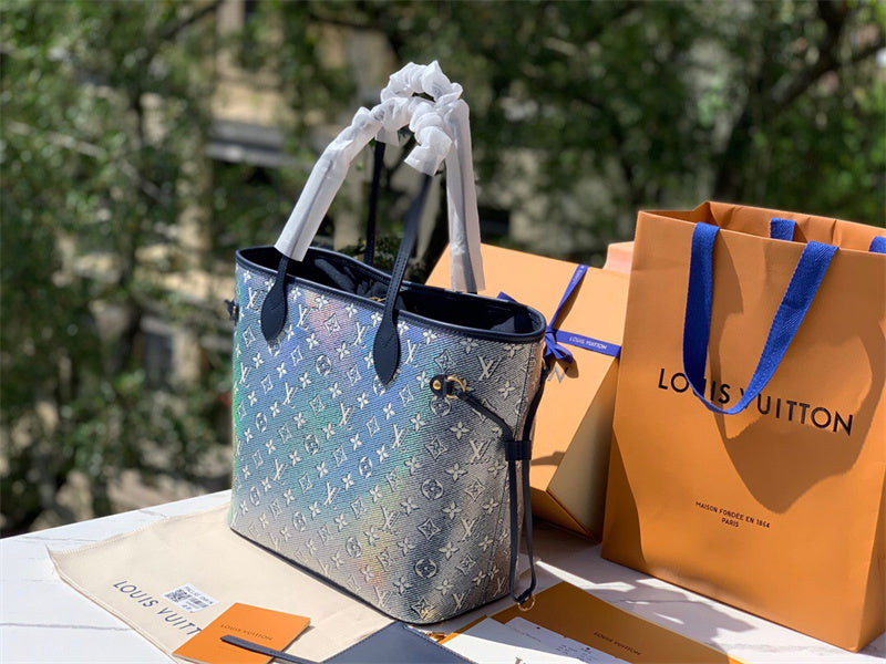 PHA - LOV Bags - 572