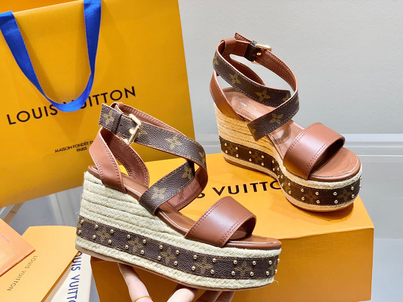 Louis Vuittion Luxury Shoes