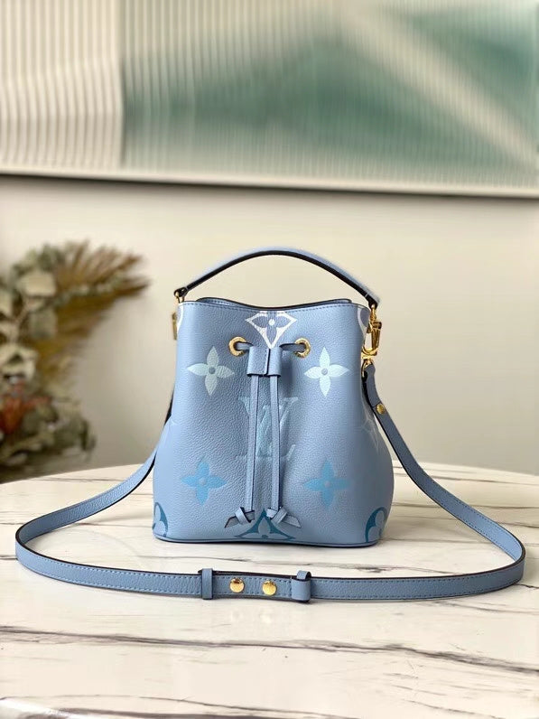 I W Fashion Lu-Vi bags - 17577