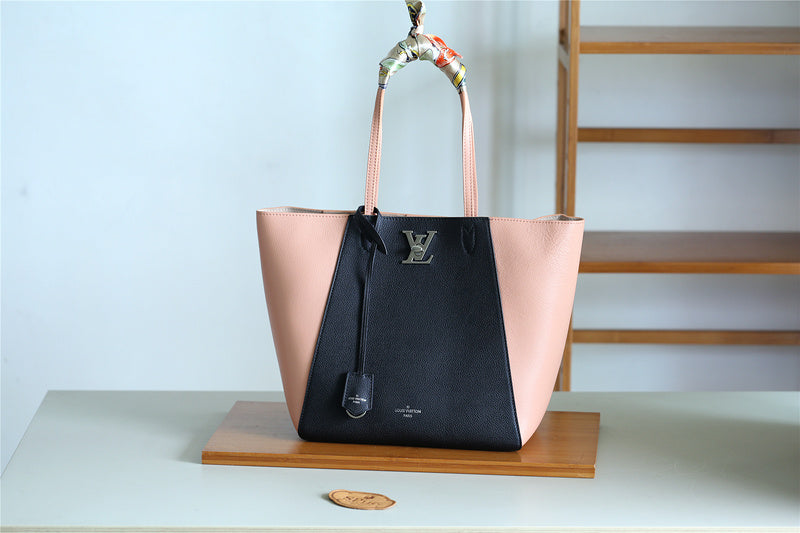 I W Fashion Lu-Vi bags - 8242
