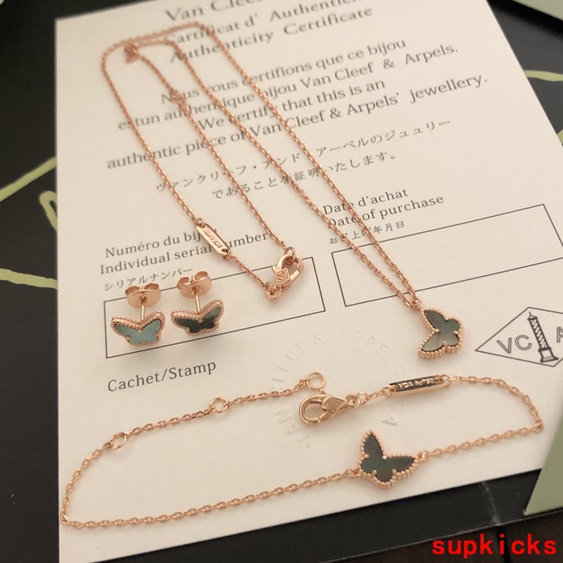 Van Cleef & Arples Jewelry