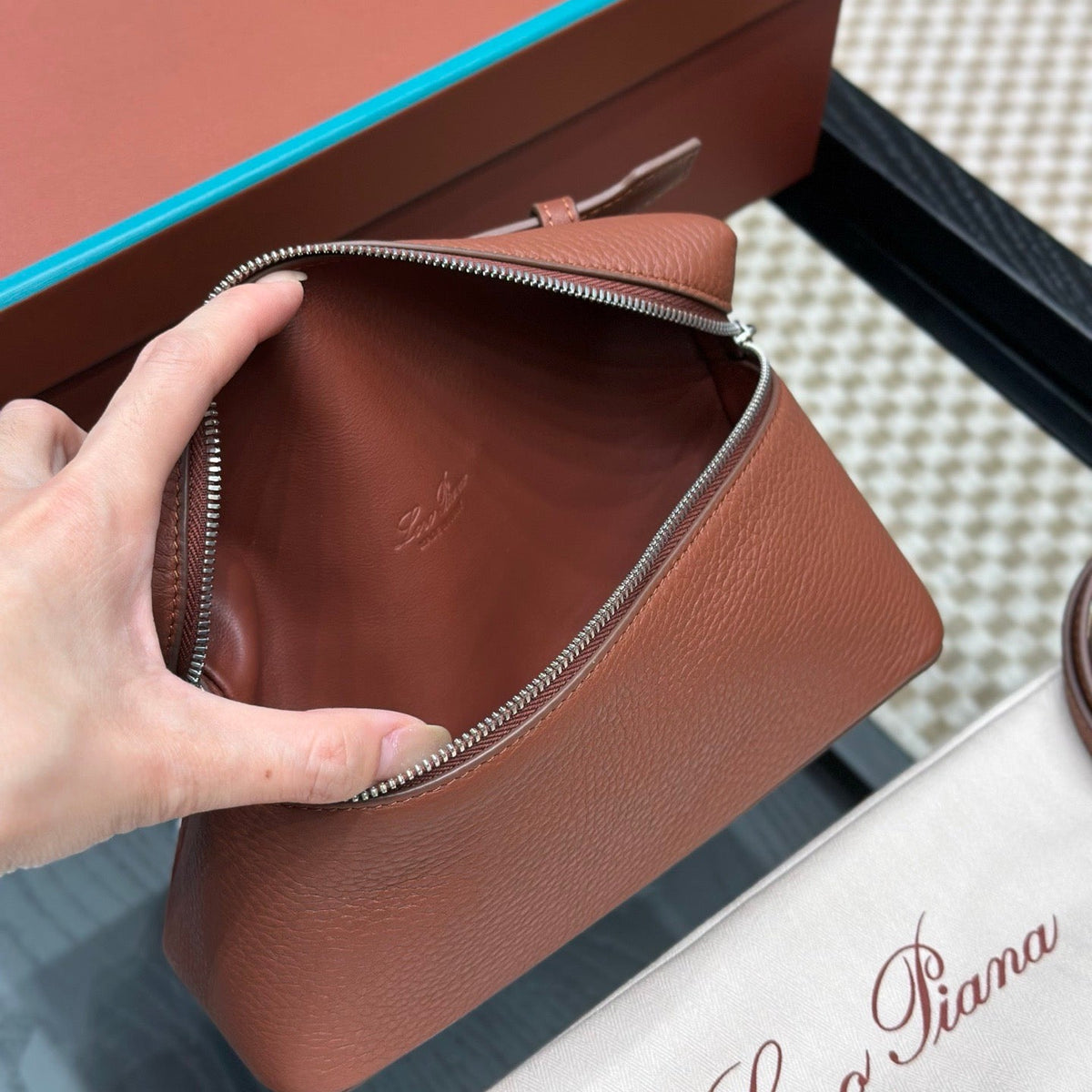 LORO P EXTRA POCKET L19 BAG