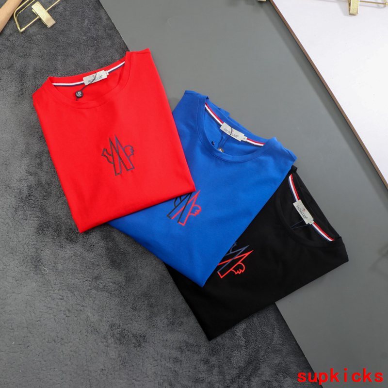 Moncler Luxury Cloth