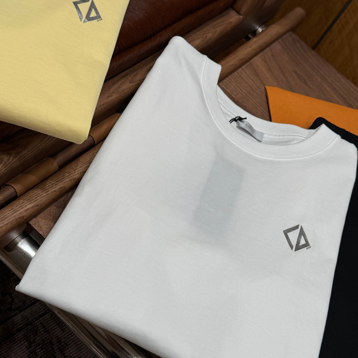 CD T-SHIRT