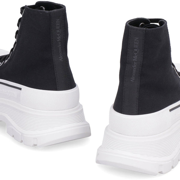 'TREAD SLICK' BOOTS
