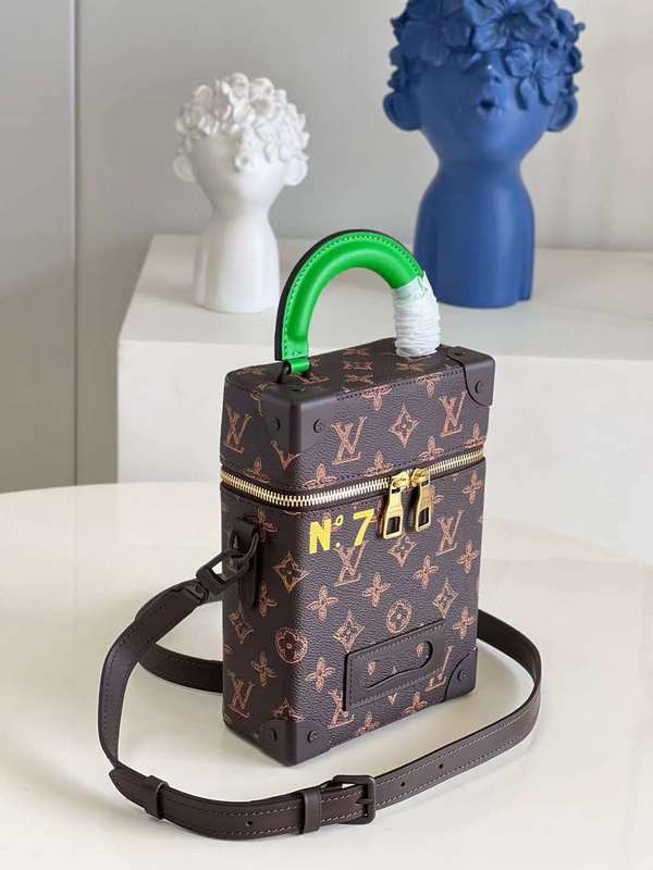 LOV2 Bags - Luxurious Bags  605