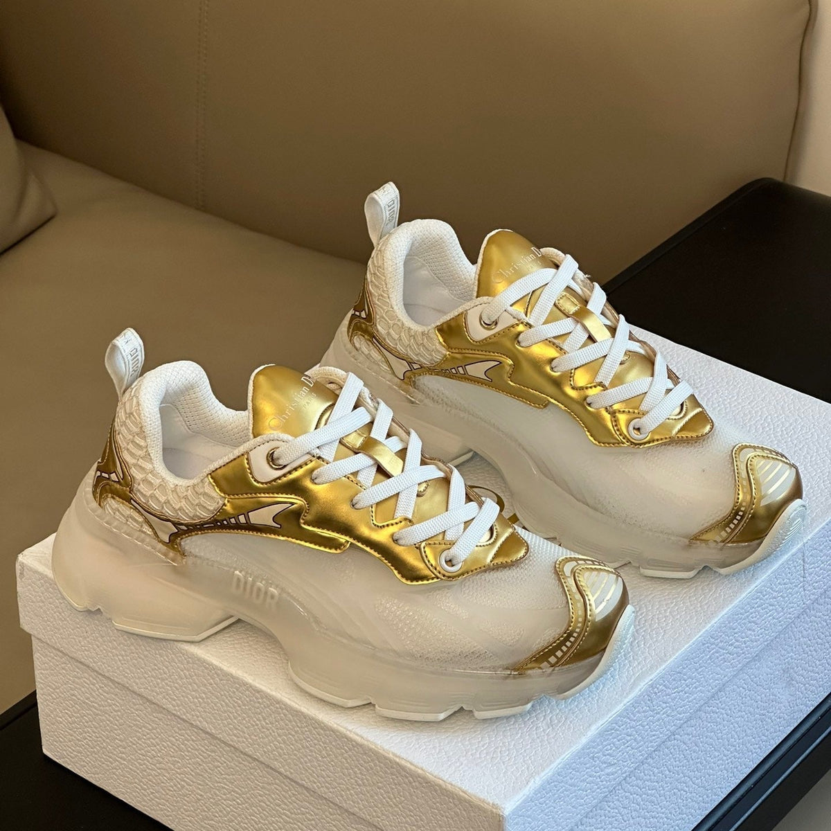 CD VIBE SNEAKERS