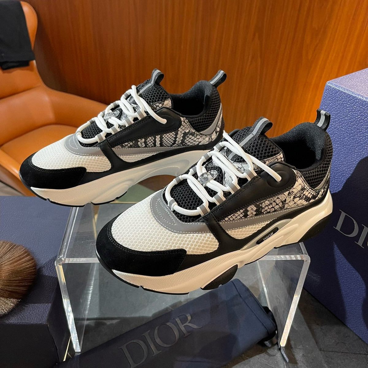 CD B22 SNEAKERS